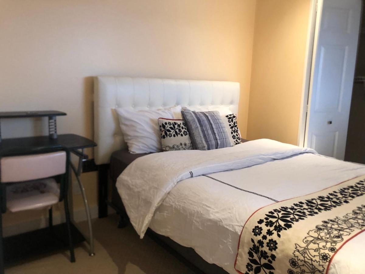 Citadel Hills Valley YYC Dış mekan fotoğraf